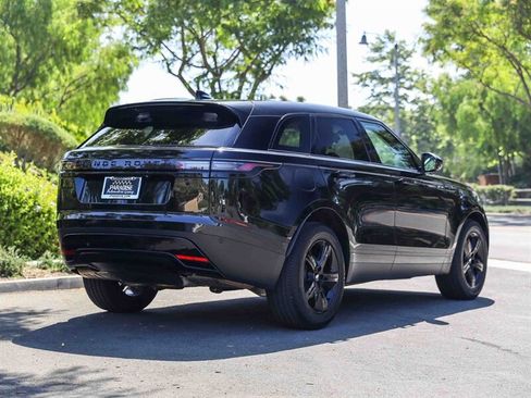 Used 2025 Land Rover Range Rover Velar S AWD/4WD image 5