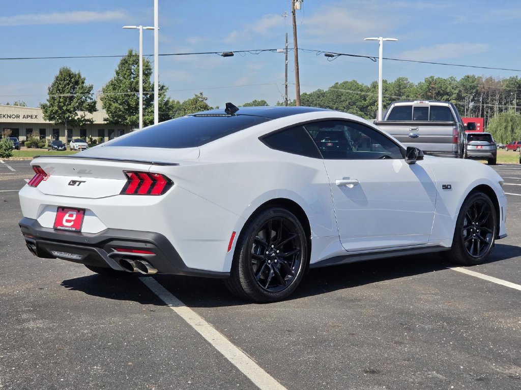Used 2026 Ford Mustang GT w/ Mustang Nite Pony Package RWD image 8