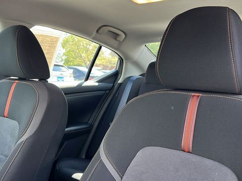 Used 2021 Nissan Sentra SR FWD image 11