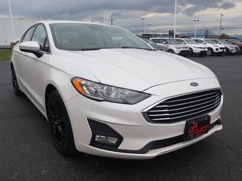 Used 2019 Ford Fusion SE w/ Equipment Group 151A FWD image 33