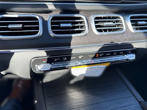 New 2026 Mercedes-Benz GLS 450 4MATIC image 18