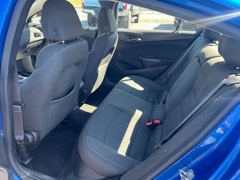 Used 2016 Chevrolet Cruze LT FWD image 12