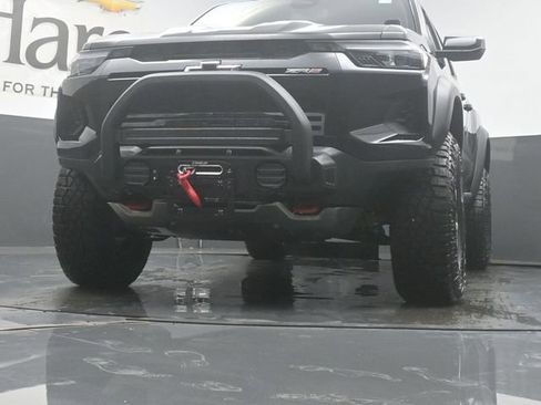 New 2026 Chevrolet Colorado ZR2 w/ Off-Road Front Bumper Package AWD/4WD image 34