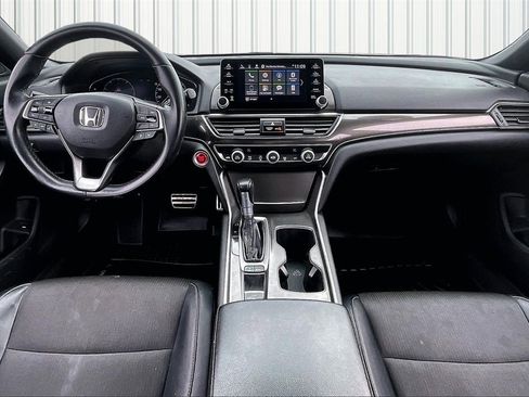 Used 2018 Honda Accord Sport image 7