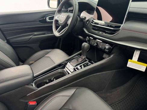 New 2026 Jeep Compass Trailhawk image 25