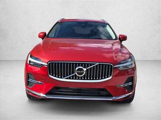 Used 2022 Volvo XC60 T8 Inscription w/ Advanced Package video 2