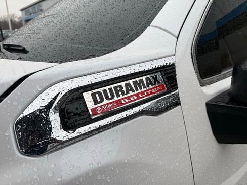 Used 2020 GMC Sierra 3500 SLT w/ SLT Premium Plus Package image 4