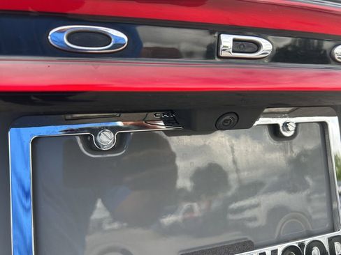 Certified 2023 Dodge Durango GT image 19