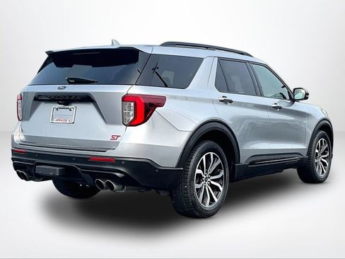 Used 2020 Ford Explorer ST w/ Premium Technology Package AWD/4WD image 2