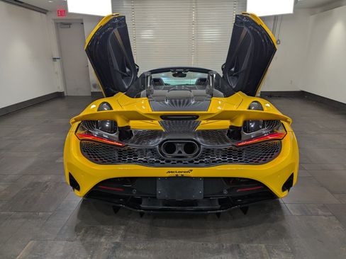 New 2026 McLaren 750S Spider RWD image 25