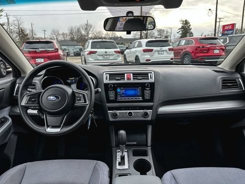 Used 2019 Subaru Outback 2.5i AWD/4WD image 19