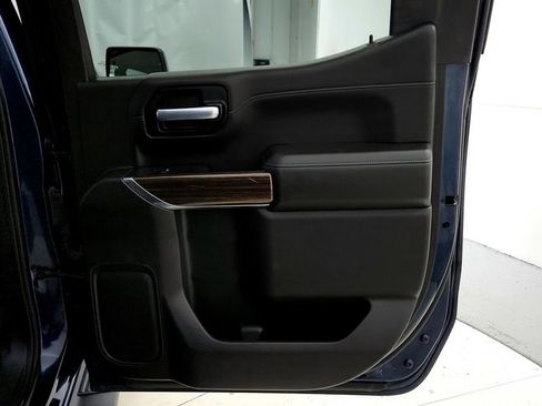 Used 2021 Chevrolet Silverado 1500 RST AWD/4WD image 19