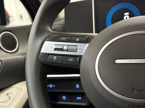 Used 2025 Hyundai Sonata SEL FWD image 19