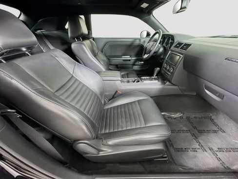 Used 2012 Dodge Challenger R/T Plus image 26