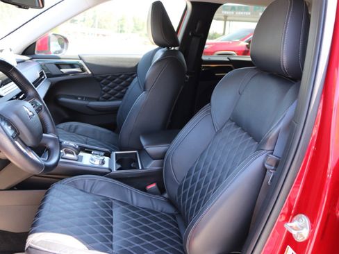 Used 2022 Mitsubishi Outlander SEL FWD image 28