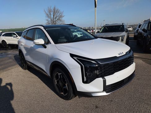 New 2026 Kia Sportage EX image 1