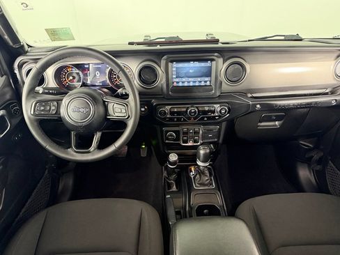 Used 2023 Jeep Wrangler Unlimited Sport AWD/4WD image 15