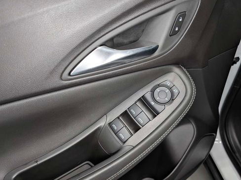 Used 2024 Buick Encore GX Preferred image 37