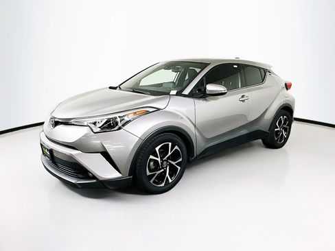 Used 2019 Toyota C-HR Limited image 3