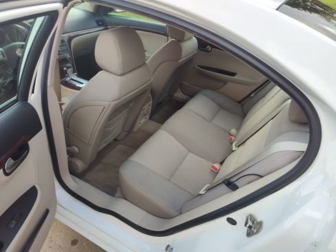 Used 2007 Saturn Aura Hybrid w/ Preferred Pkg image 6