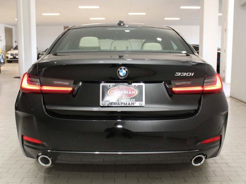 Used 2025 BMW 330i Sedan image 6