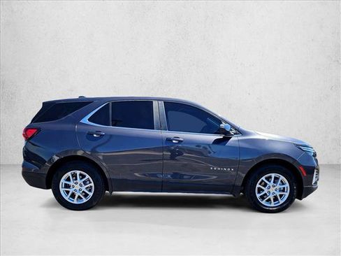Used 2022 Chevrolet Equinox LT AWD/4WD image 9