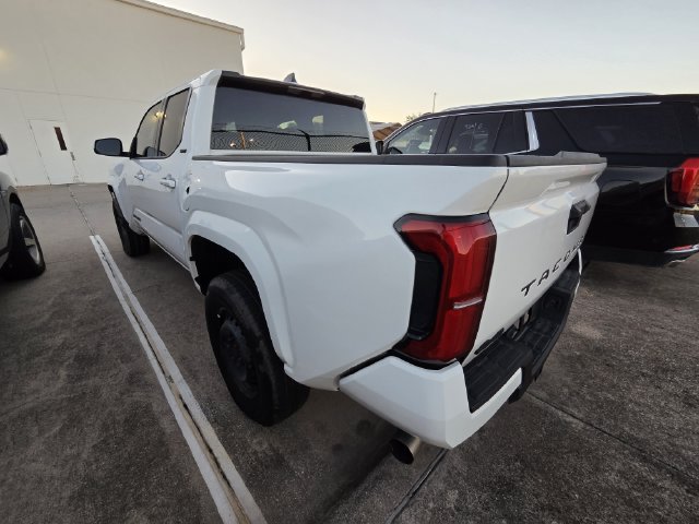 Used 2025 Toyota Tacoma SR5 w/ Blackout Package (GST) AWD/4WD image 4