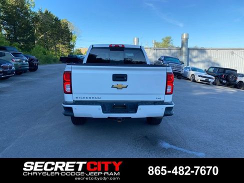 Used 2017 Chevrolet Silverado 1500 LTZ Z71 w/ LTZ Plus Package AWD/4WD image 6