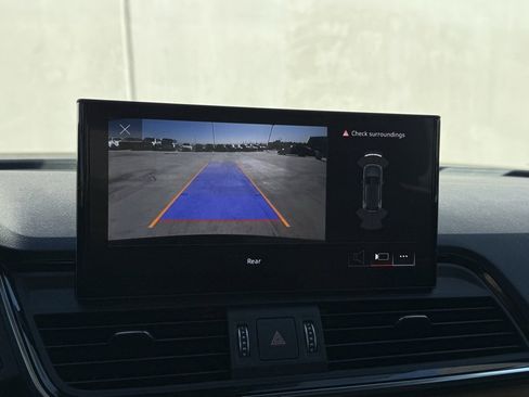 Used 2021 Audi Q5 2.0T Premium image 8