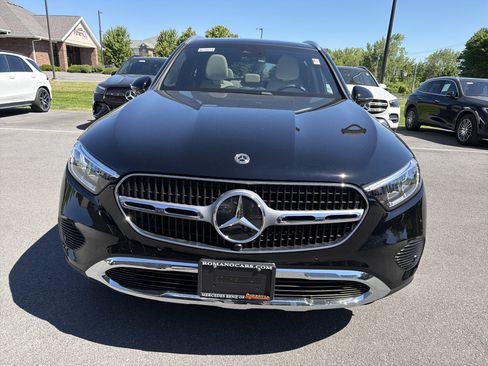 Used 2026 Mercedes-Benz GLC 300 4MATIC image 3