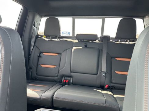 New 2026 GMC Sierra 2500 AT4 w/ AT4 Premium Plus Package AWD/4WD image 29