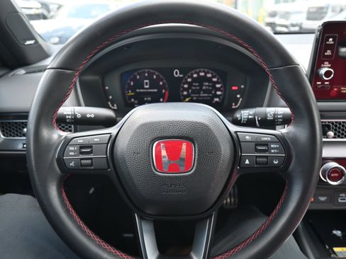Used 2023 Honda Civic Type R image 17