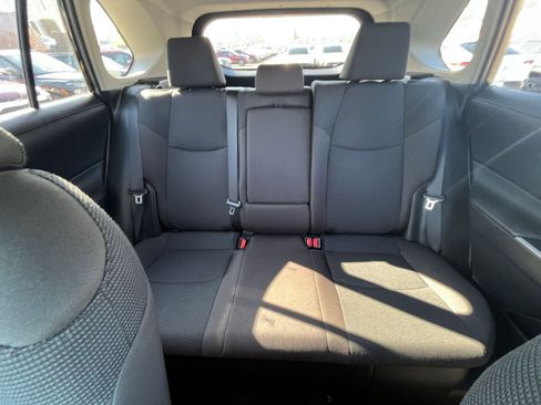 Used 2025 Toyota RAV4 LE image 37