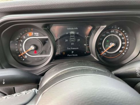 New 2026 Jeep Wrangler Unlimited Sport AWD/4WD image 27