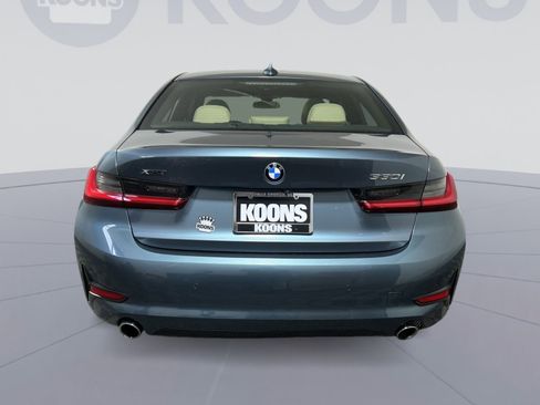Used 2021 BMW 330i xDrive Sedan w/ Premium Package image 5