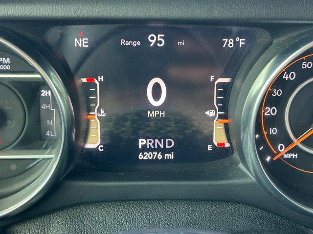 Used 2021 Jeep Wrangler Unlimited Sahara AWD/4WD image 28
