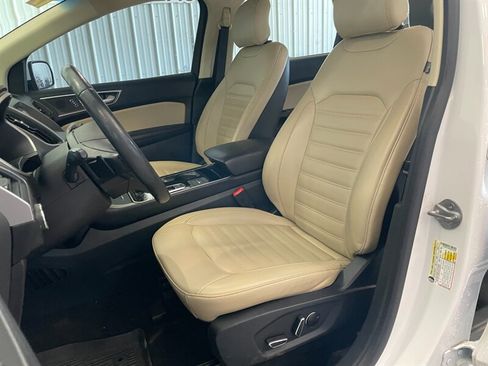 Used 2019 Ford Edge SEL w/ Equipment Group 201A AWD/4WD image 14