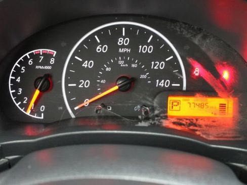 Used 2018 Nissan Versa S Plus FWD image 14