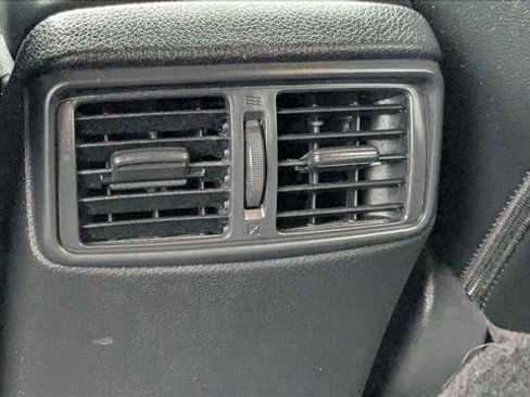 Used 2017 Nissan Rogue SL w/ SL Premium Package image 26