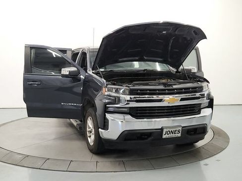 Used 2021 Chevrolet Silverado 1500 LT AWD/4WD image 11