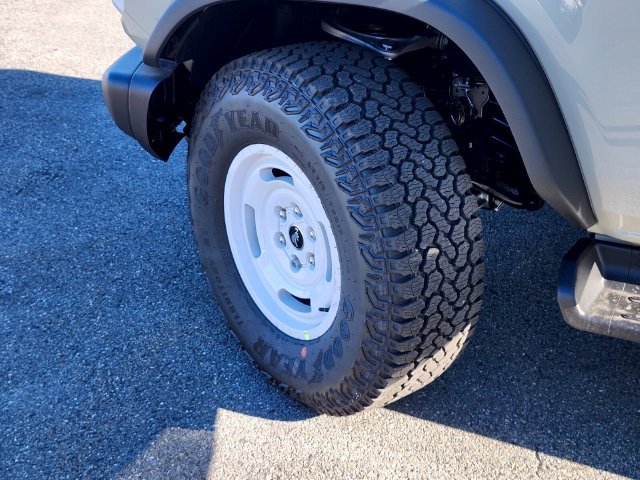 New 2026 Ford Bronco Heritage Edition AWD/4WD image 32
