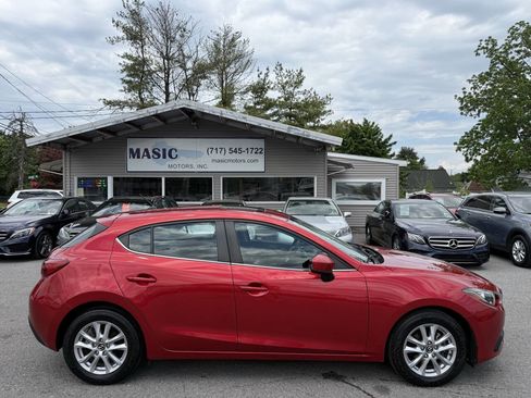 Used 2014 MAZDA MAZDA3 i Touring w/ Moonroof Package 1 FWD image 3