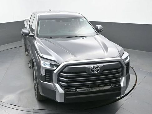 Used 2024 Toyota Tundra Limited AWD/4WD image 14