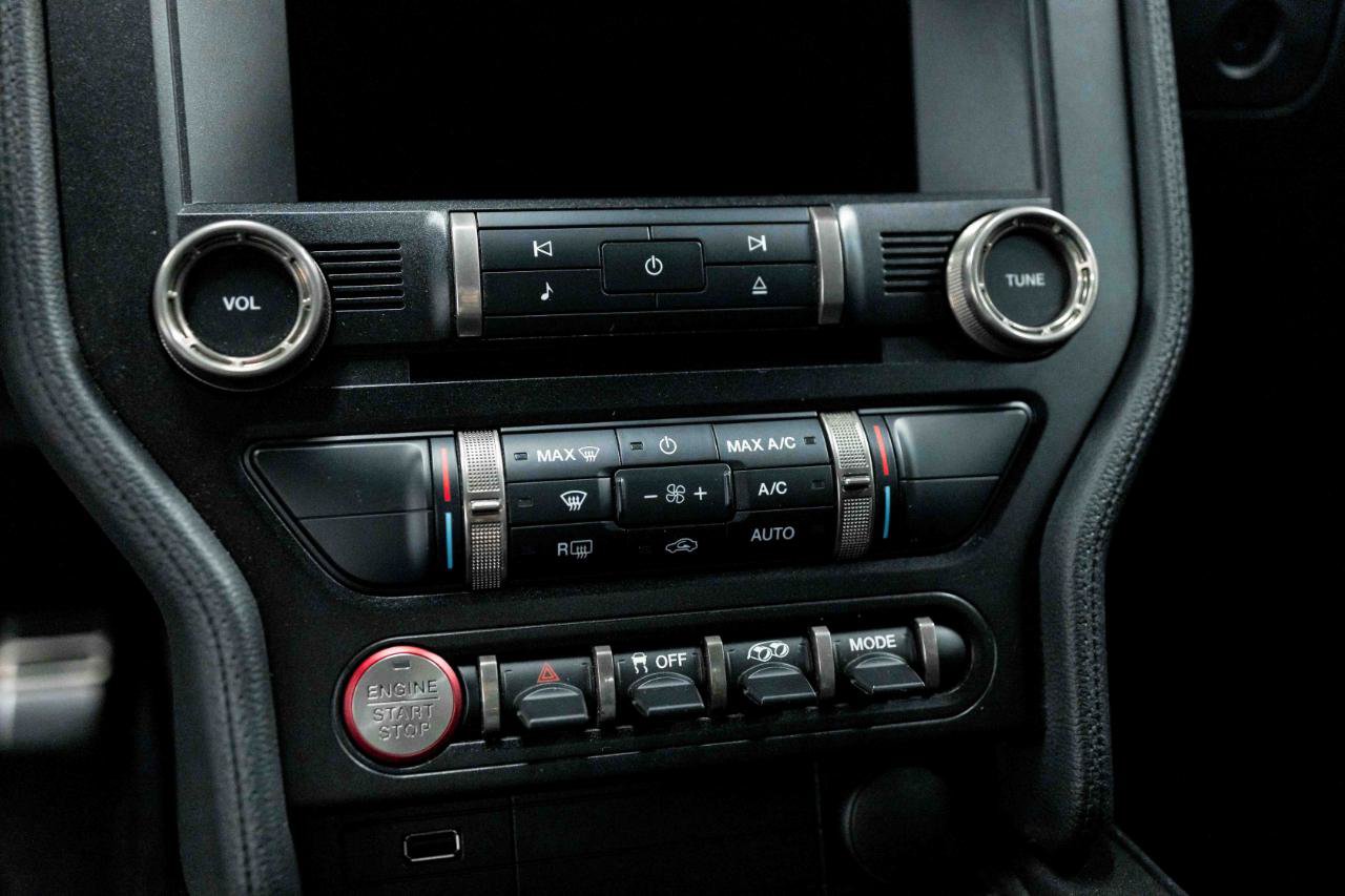 Used 2021 Ford Mustang Shelby GT500 w/ Carbon Fiber Track Pack RWD image 56