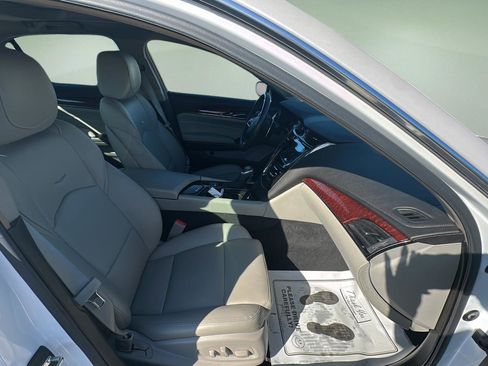 Used 2019 Cadillac CTS Sedan RWD image 16
