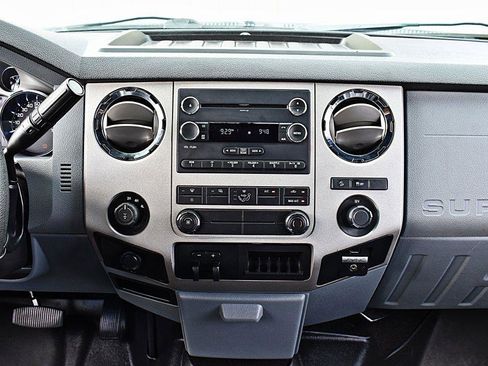 Used 2015 Ford F250 XLT w/ XLT Value Package AWD/4WD image 34