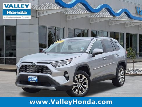Used 2019 Toyota RAV4 Limited w/ Cold Weather Package AWD/4WD image 1