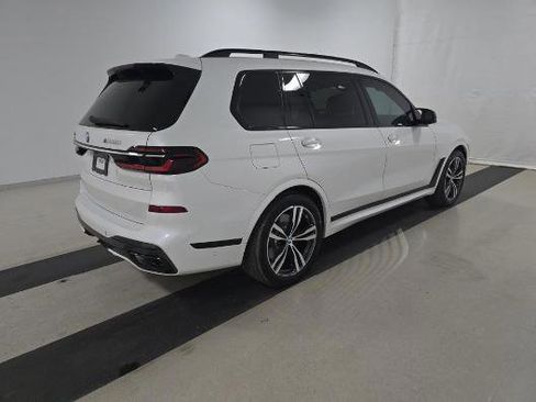 Used 2023 BMW X7 M60i w/ Executive Package AWD/4WD image 3