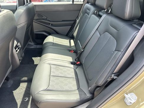 New 2026 Jeep Cherokee Overland AWD/4WD image 9