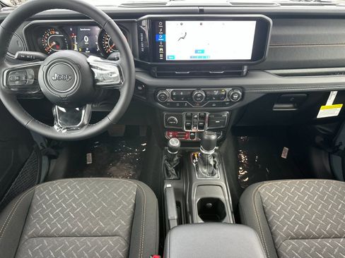 New 2026 Jeep Gladiator Mojave image 12